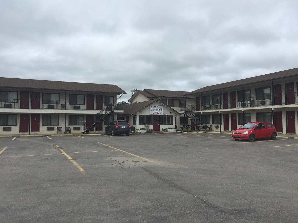 Parkwood Motor Inn Sundre Exterior foto