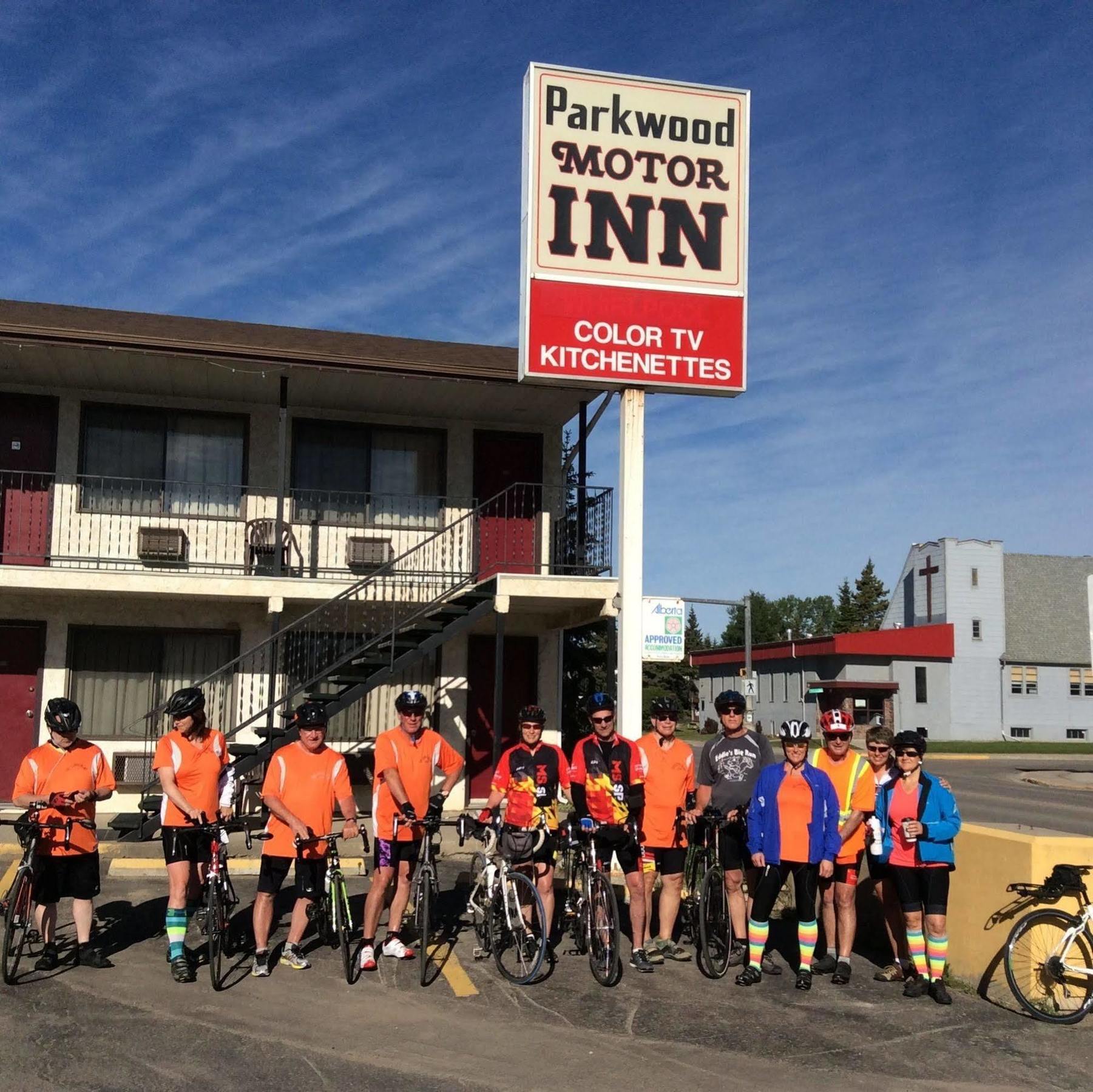 Parkwood Motor Inn Sundre Exterior foto
